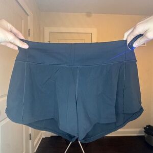 Lululemon Speed Up Short 4" – Black – Size 8